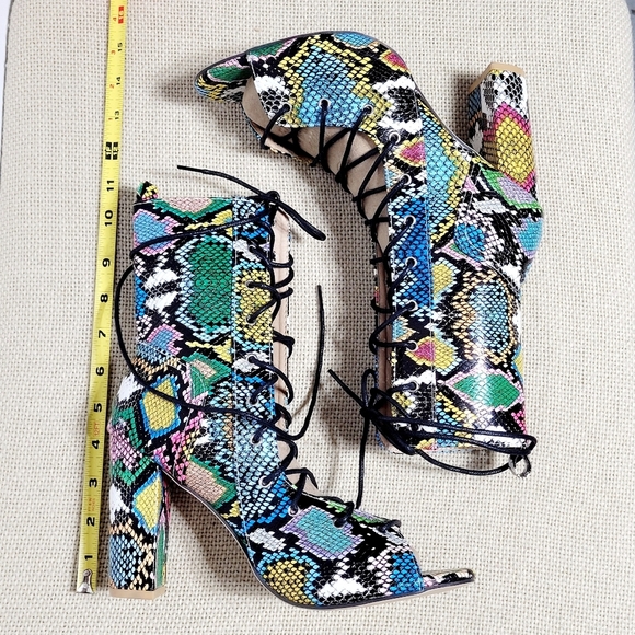 NWOT Snakeskin Print Lace-Up Open Toe Chunky Heel Sandal Boots EU 42 (US 10) - Picture 10 of 10